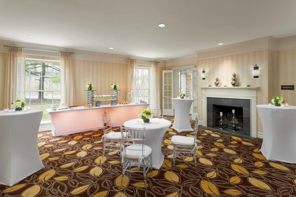 ווייט פליינס Renaissance Westchester Hotel מראה חיצוני תמונה